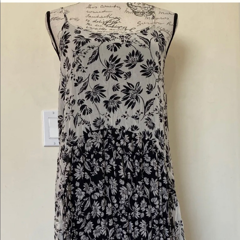 Karen Kane Womens Print Cami Slip Dress. NWT.